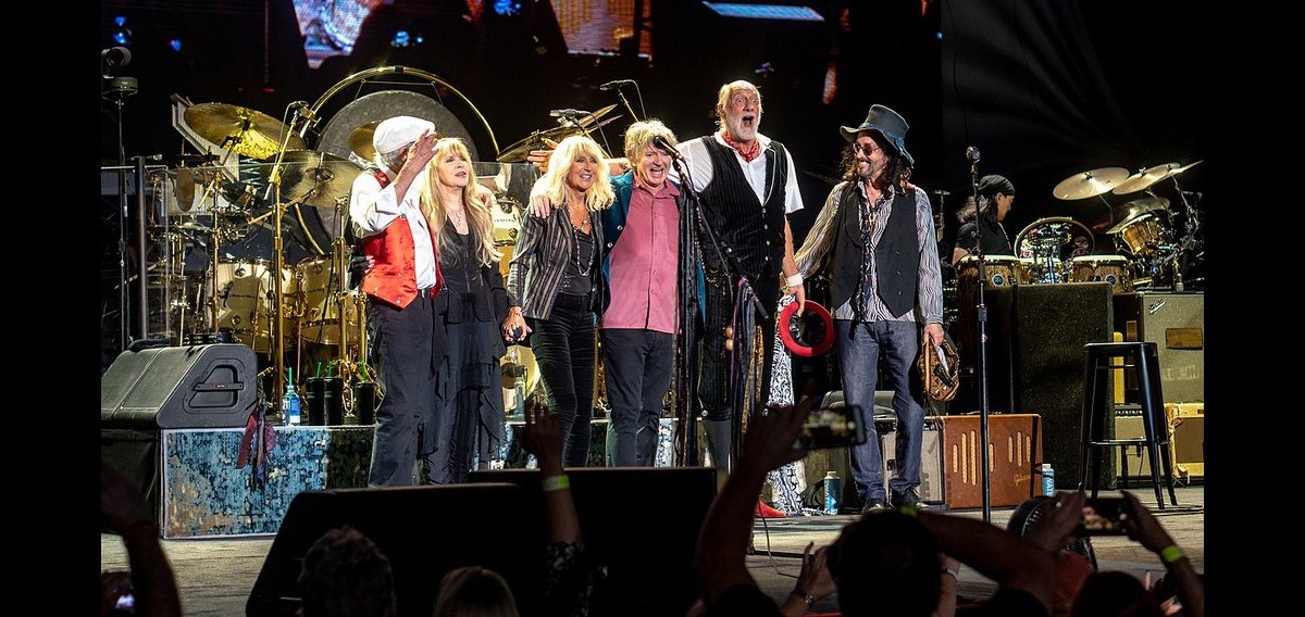 Fleetwood Mac Announce Final Date of 50th Anniversary World Tour