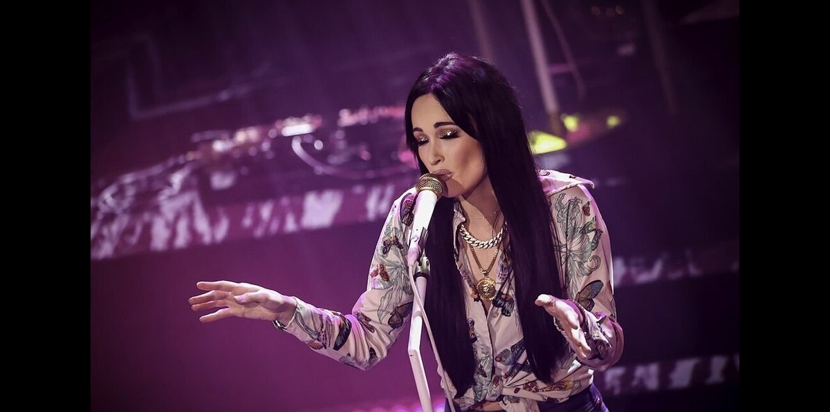 Kacey Musgraves Releases Christmas Special to Amazon Prime