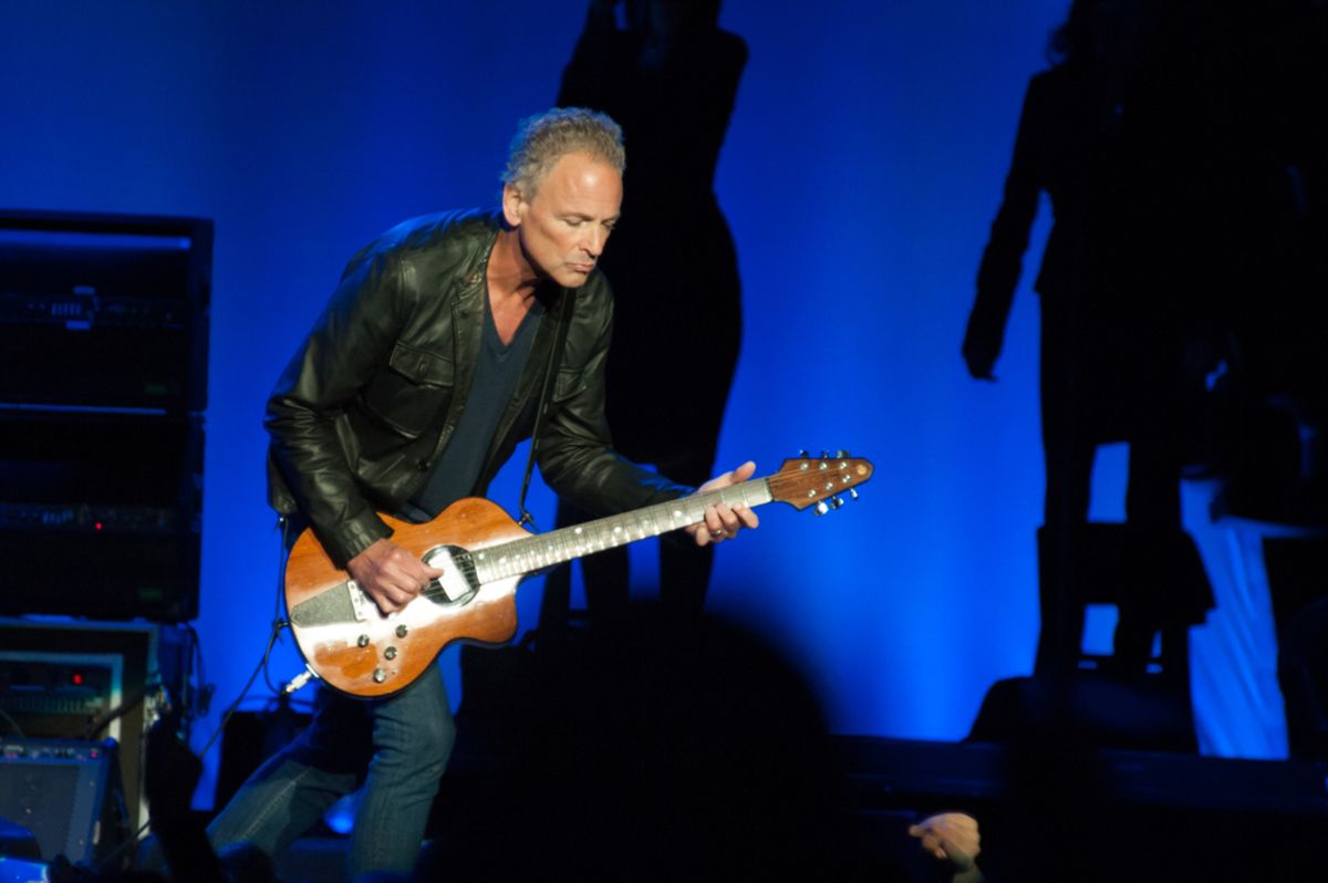 Lindsey Buckingham Announces First New Solo Lp In A Decade And Tour Dates