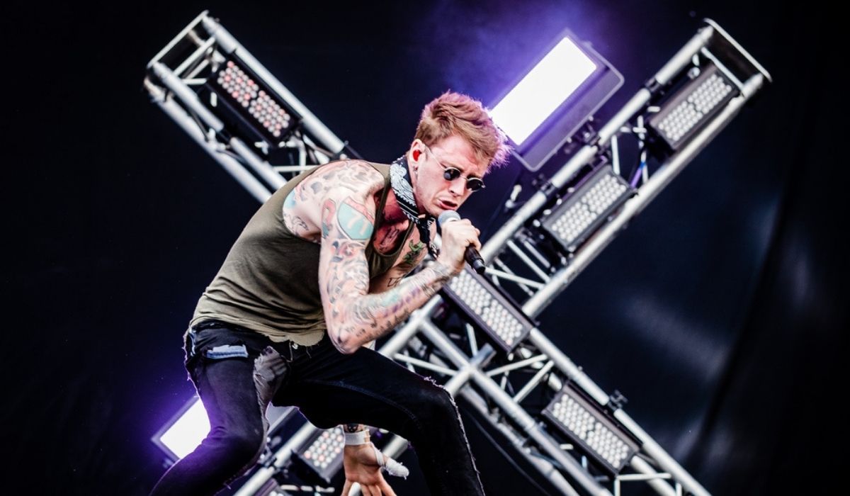 Machine Gun Kelly Announces Expansive 'Mainstream