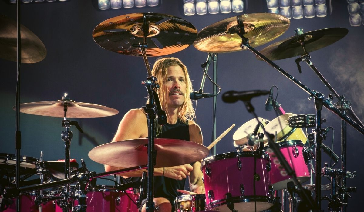 Foo Fighters Drummer Taylor Hawkins Dies at 50