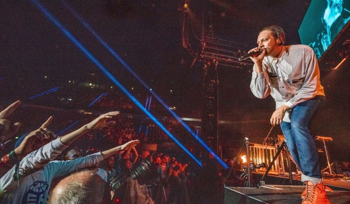 Arcade Fire Cover Harry Styles’ 'As It Was' in BBC Live Lounge