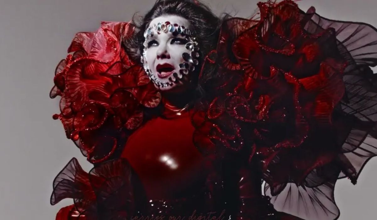 Björk Shares New Song And Music Video Ovule