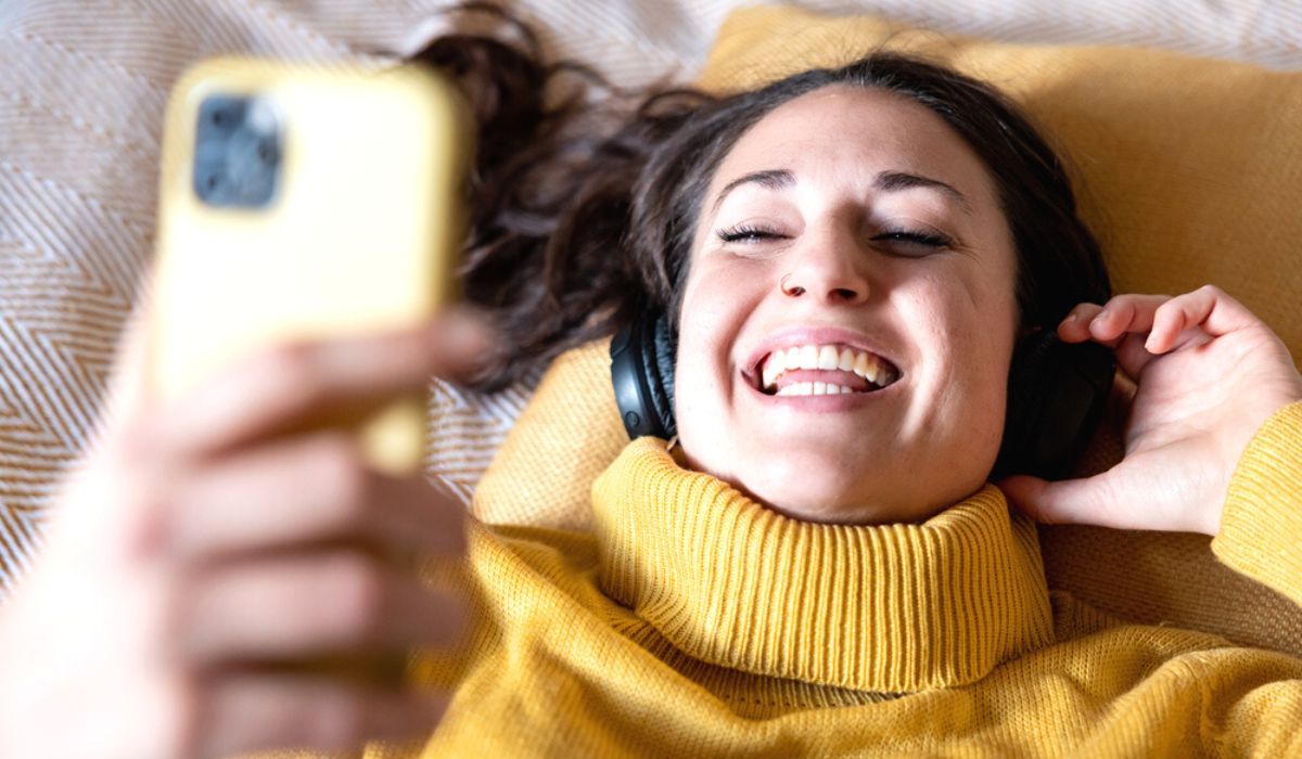 5 Tips That Will Make Your Radio Show or Podcast Funnier